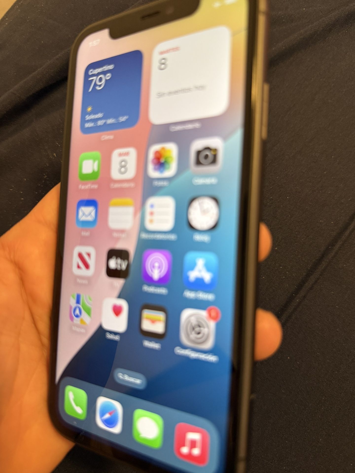 iPhone 11
