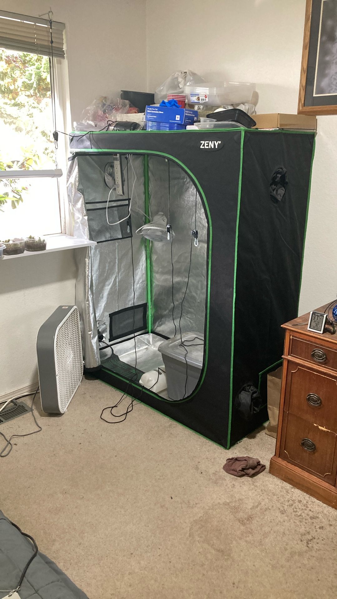 Zeny 2x4x5 Grow Tent