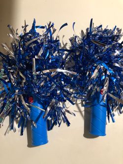 Kids Small Battery Operated Pom Poms