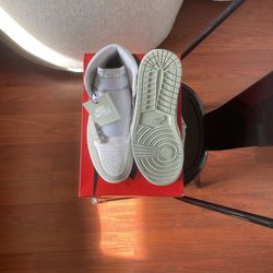 Air Jordan 1 Seafoam