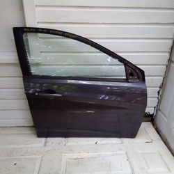 2012 2013 Hyundai Accent Front Right Door Part
