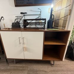 MCM Style Sideboard / Gabinete Moderno