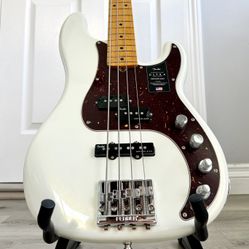 Fender American Ultra Precision Bass