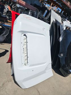 Chevy Chevrolet Silverado  Hood Oem  2500 front 19 to 26