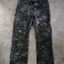 Tactical Combat Airsoft Hunting Camo Pants w/ Knee Pads [XXXL] [3XL]