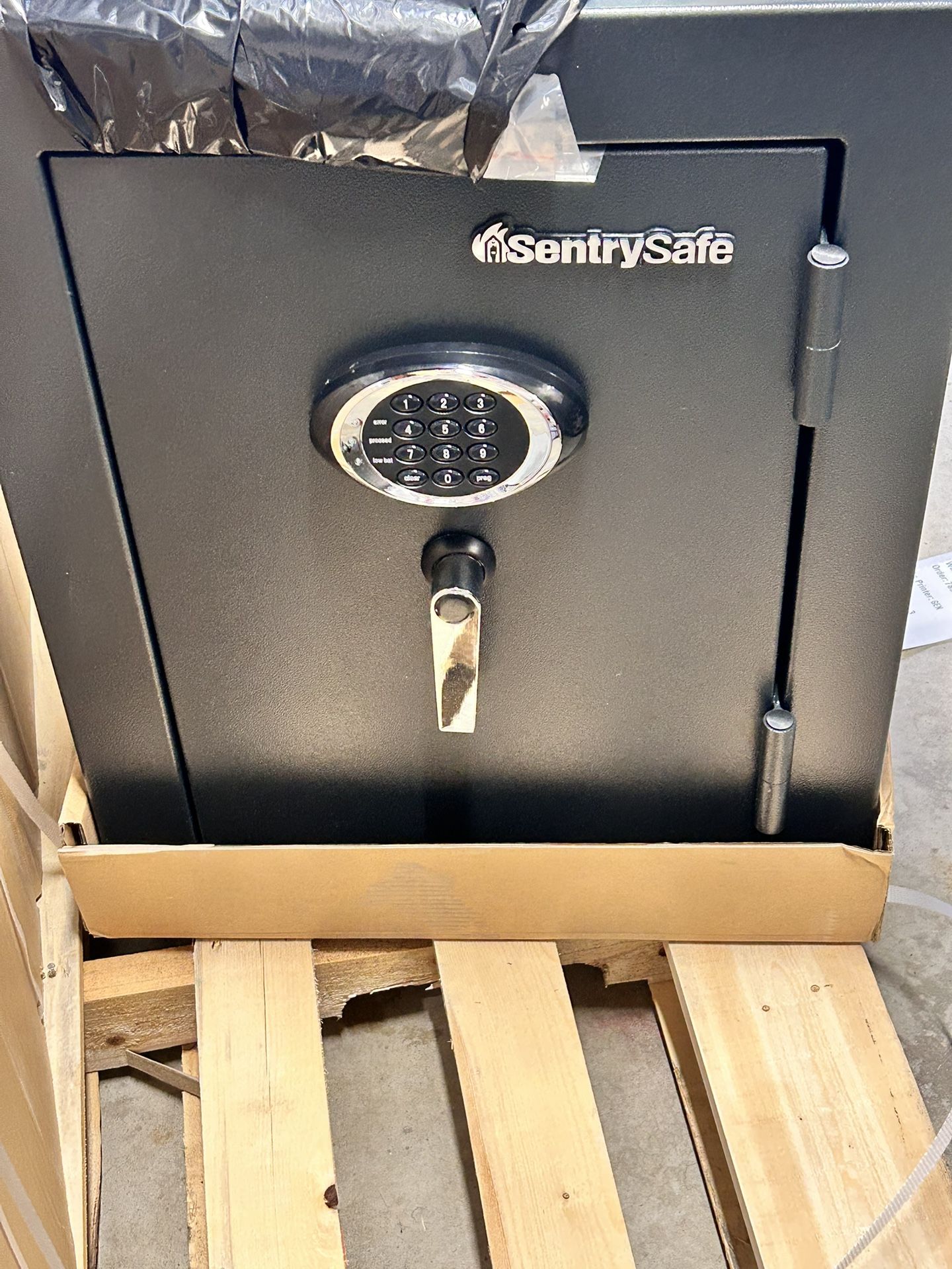 Sentrysafe Fire/water Digital Safe EF3428E
