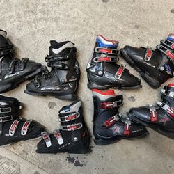(4) Ski Boots Sz 270 (22.0-22.5)