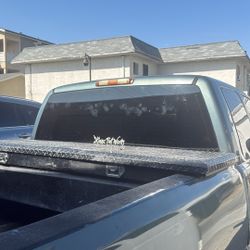 Caja De Herramienta Para Chevi O Ram 