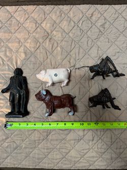 Lot of 5 Vintage Cast Iron Decor – Antique Colonial Doorstop, Pig Bank, Bug Boot Jacks, Bulldog