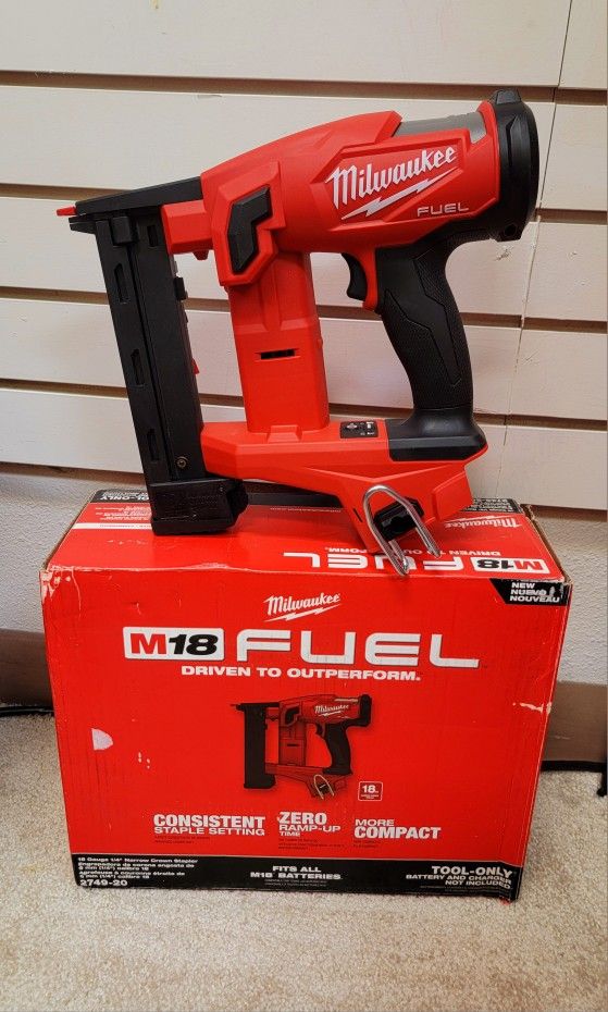 M18 FUEL 18-Volt Lithium-Ion Brushless Cordless 18-Gauge 1/4 in. Narrow Crown Stapler (Tool-Only)