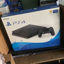 PlayStation 4 NEW PS4 