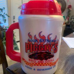 Vintage Extreme Piggly Wiggly by Aladdin