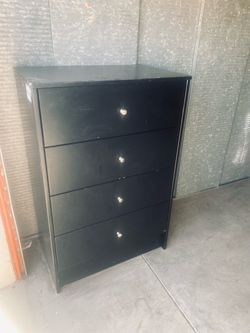 Dresser/tv stand