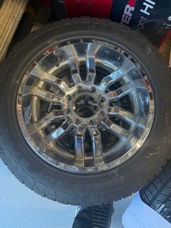 Fuel Chrome Sledge Wheels 22”