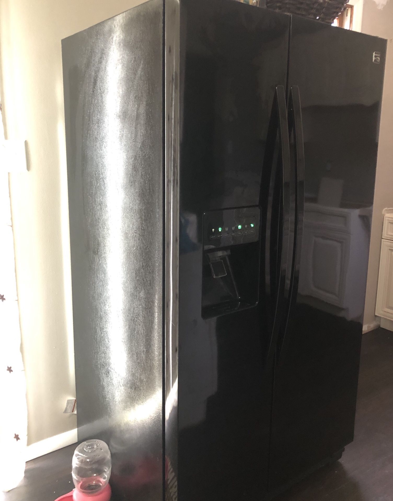 Kenmore refrigerator- black