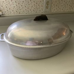 Vintage Majestic Cookware Aluminum Oval Baker