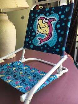 Toddler / kids beach chair.