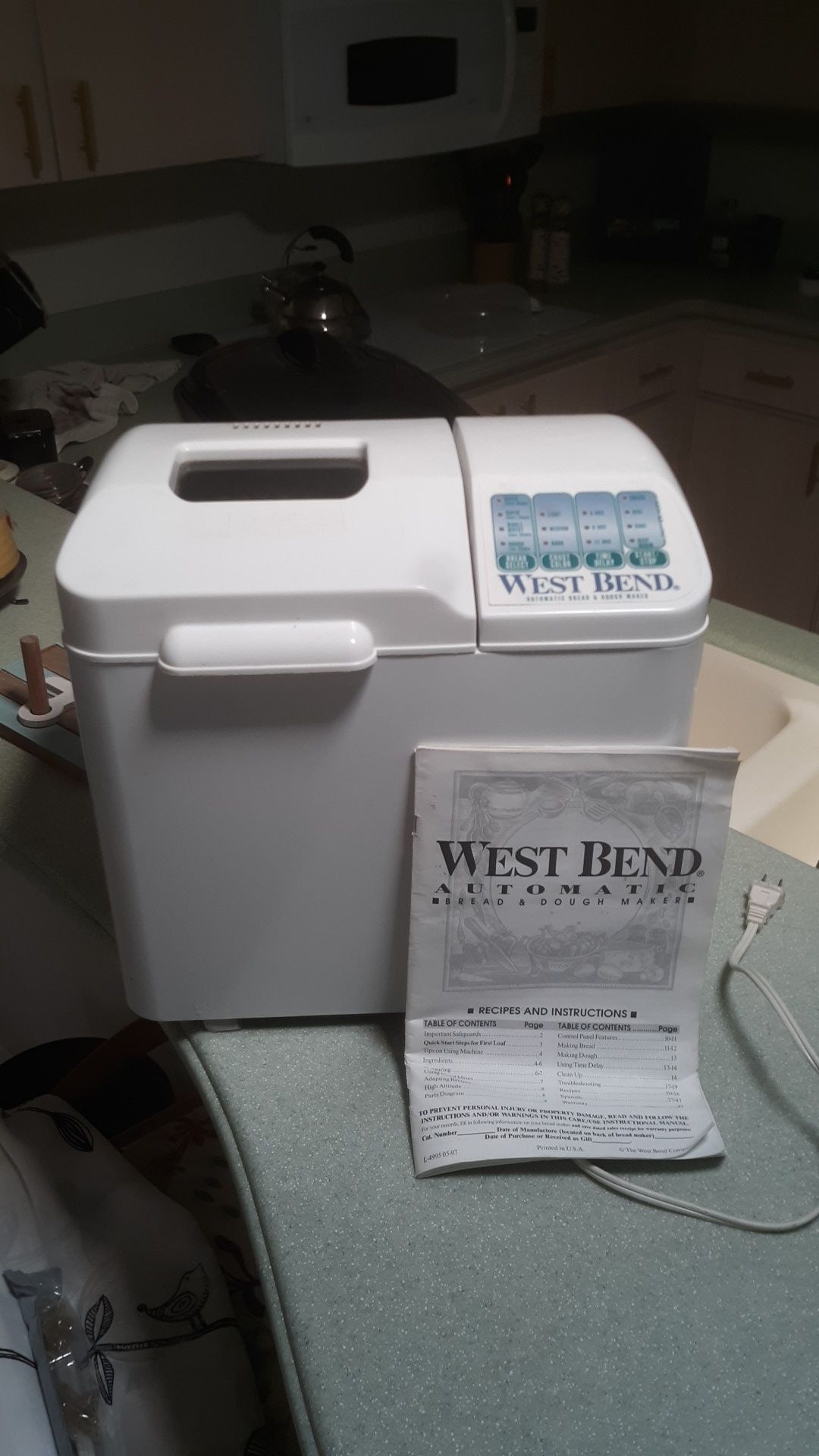 West Bend automatic bread and dough maker