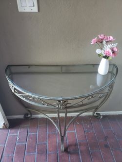 Decor Table