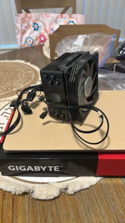 Cooler Master Hyper 212 RGB Black Edition CPU Cooling Fan + Heat Sink