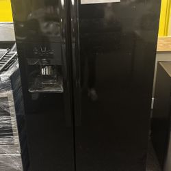 Whilpool Refrigerator