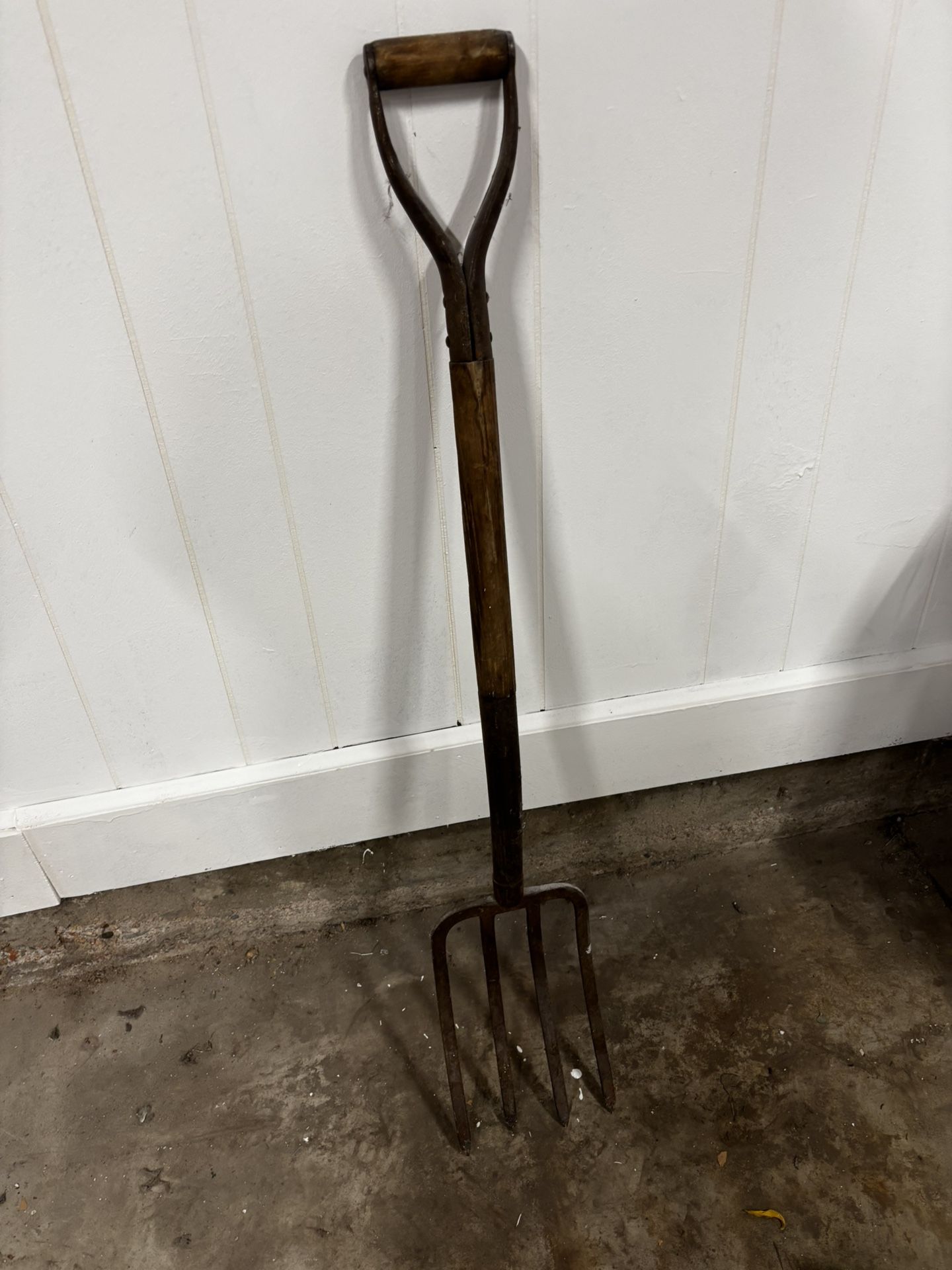 Pitchfork 4 Tines Tool