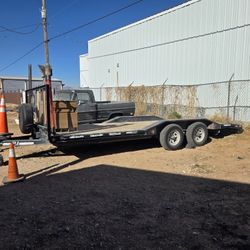 Trailer 25ft L, 8ft W