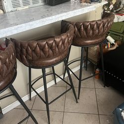 4 Bar Stools