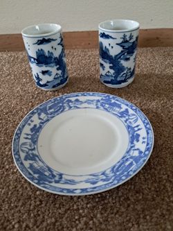 Japanese Tea or Sake Cups and Saucer