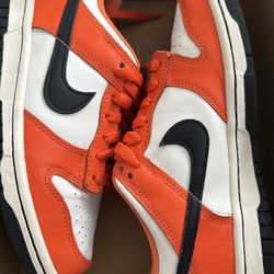 October Nike dunks