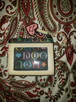 Dooney and bourke keychain wallet