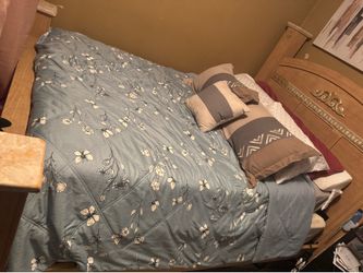 Head board and frame.  Free