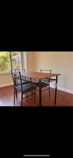 Dinning table with four chairs