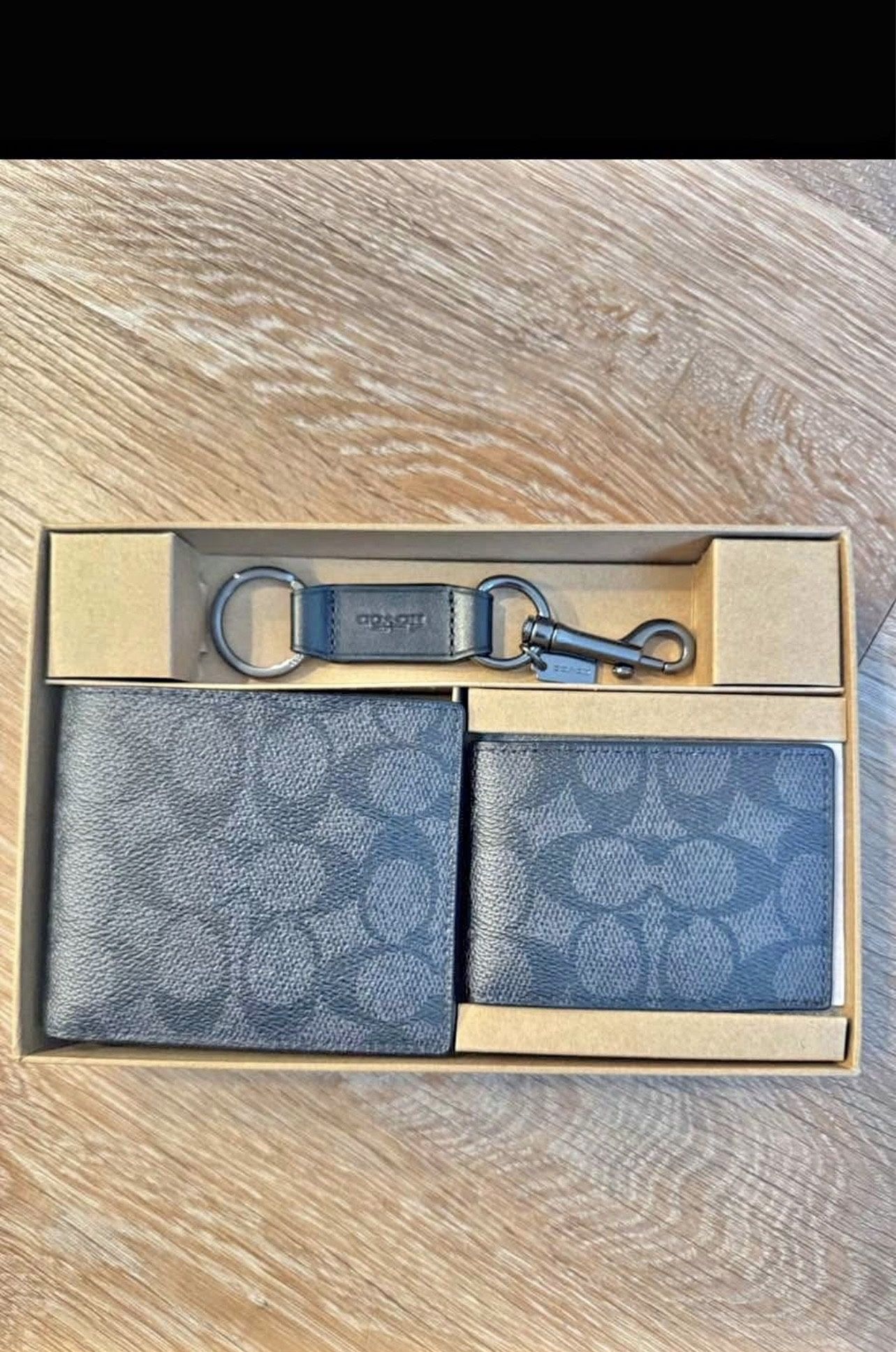 Coach Wallet Set