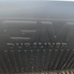 Chevy/GMC Duraliner Bed Liner