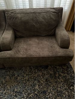 Couch set