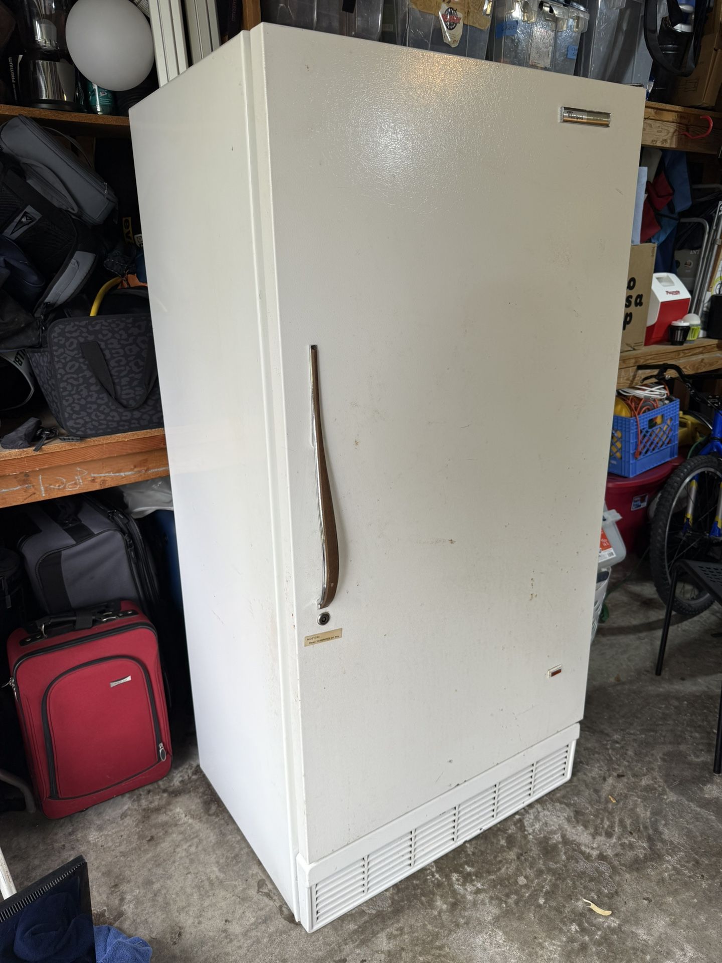 Garage Freezer Whirlpool 16x