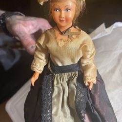 Antique Dolls