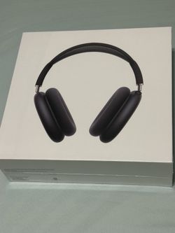 New in box Authentic Apple AirPod max Not Open