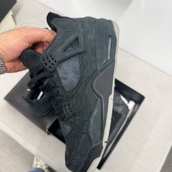 Kaws Jordan Retro 4 Preowned  10 Us Men 
