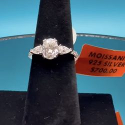 # 70- Oval-Shaped Moissanite Engagement Ring - 2.0 Total Carats | 925 Sterling Silver Size 6