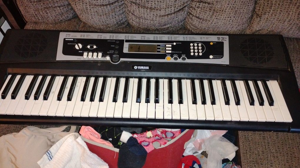 Yamaha Keyboard