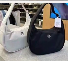 Lululemon, Alo