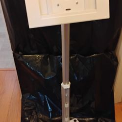 AVLT TABLET STAND