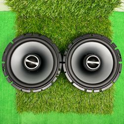 Pre-Owned Alpine SPS-610 Type S 6-1/2" 2-Way Car Speakers — Fits In 6-1/2" Or 6-3/4" Openings Tested And Works