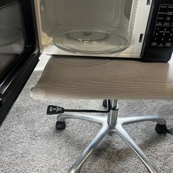 Microwave – Works Great !