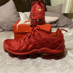 Nike Air Vapormax Plus Red Size 11 