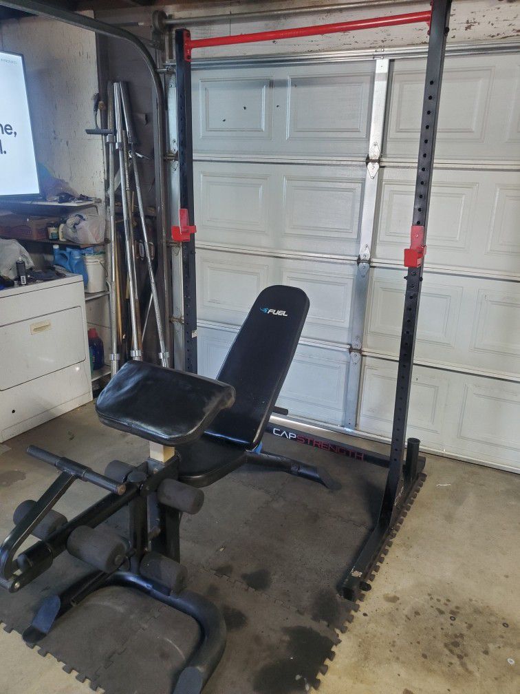 Olympic Squat Rack With Pull up Bar & Adjustable Bench with Leg Developer & Preacher Pad & curl bar.
