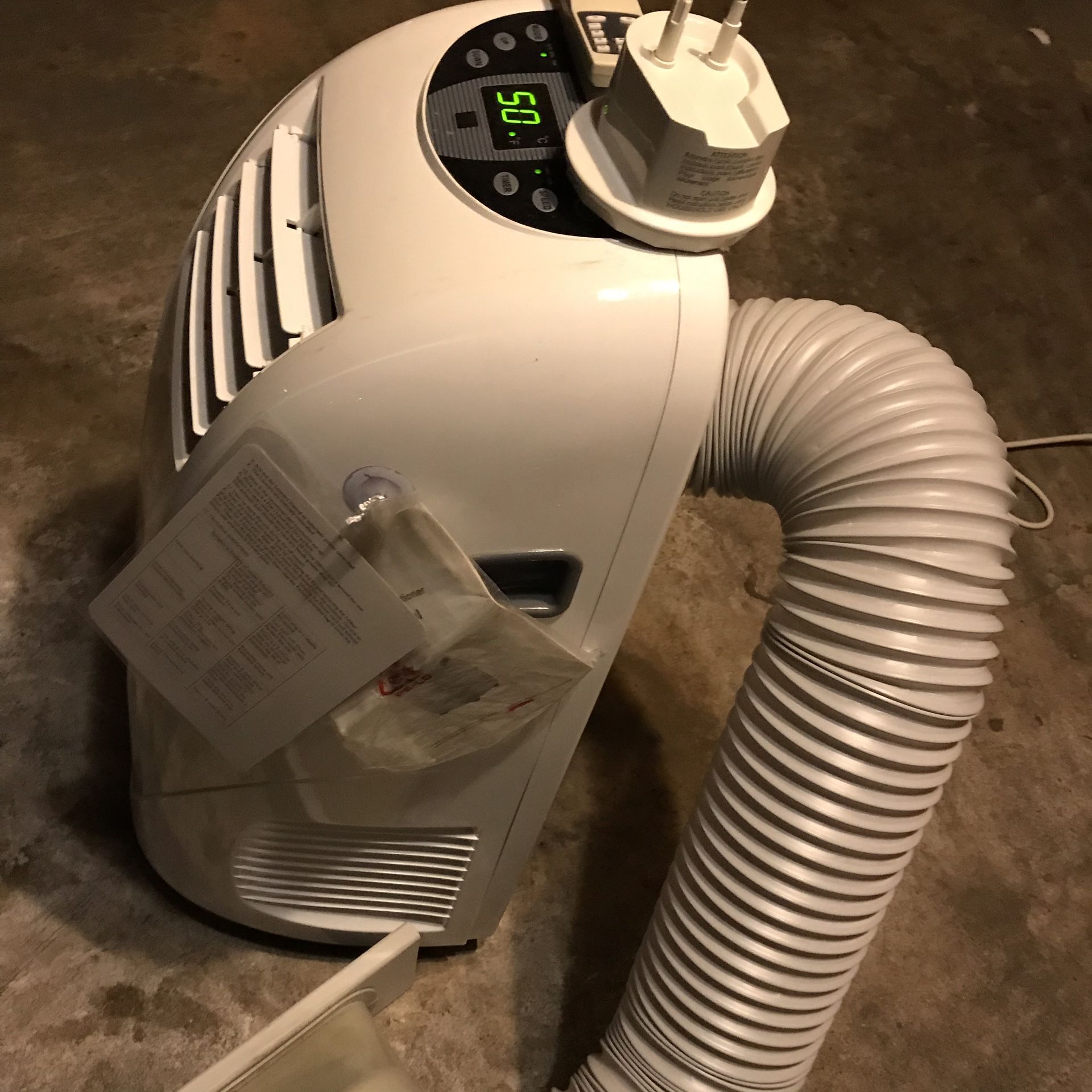 CCH YPL310CCCH 10000 BTU Portable AIR CONDITIONER with REMOTE for