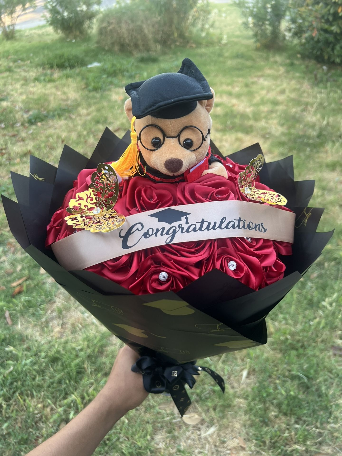 Graduation gifts boquets and leis